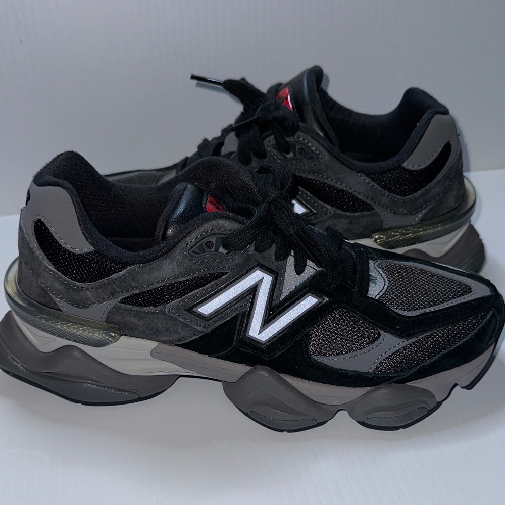 New Balance 9060 Black Gray Sneakers Chunky Dad Shoes